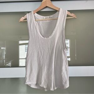 We the Free Tank (XS)
